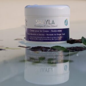 cosmetiques-naturels-corps-peaux-seches-soins-naturels-Shayla-made-in-belgium-fabrique-en-belgique-Fondatrice-Isabella-Delle-CASTELLE-_-LABO-SHAYLA